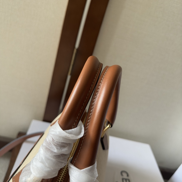 スーパーコピーブランドバッグ角部分ディテール